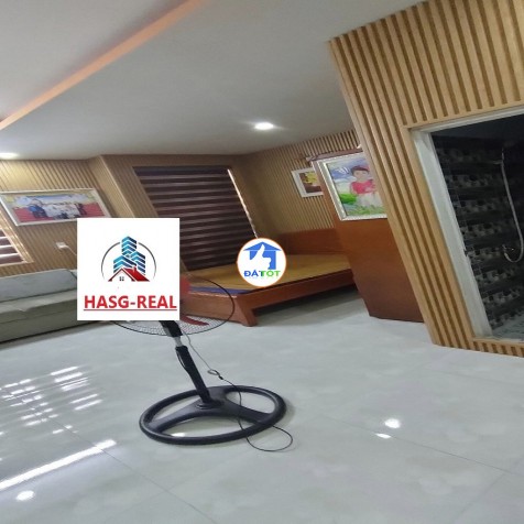 Ngay Chợ Tăng Nhơn Phú B, Đường Đình Phong Phú, Quận 9_ B.án nhà BTCT_ 2 tầng